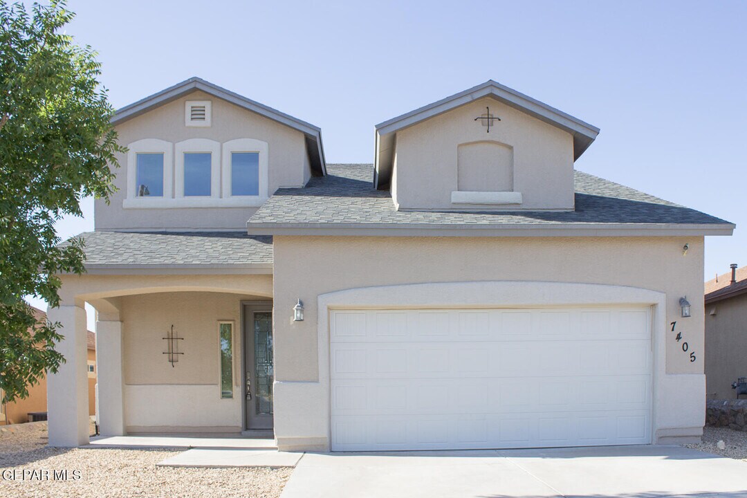 7405 Dewberry Dr in El Paso, TX - Building Photo
