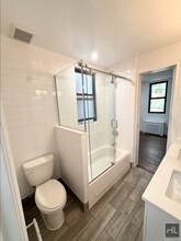 EAST 72 STREET in New York, NY - Building Photo - Building Photo