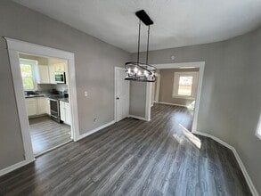 5107 E 26th St in Kansas City, MO - Building Photo - Building Photo