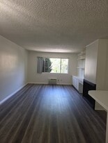 160 S El Molino Ave, Unit 218 in Pasadena, CA - Building Photo