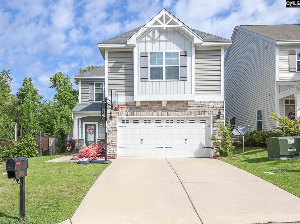 309 Lanyard Ln in Chapin, SC - Building Photo
