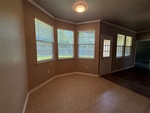 613 E 7th St in Bonham, TX - Building Photo - Building Photo