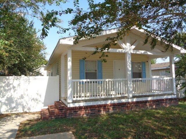 10010 Sugarvine Ln in Tomball, TX - Building Photo