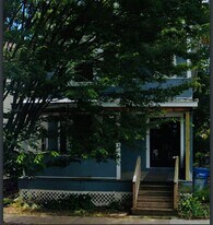 6 Barclay St in Albany, NY - Building Photo