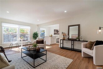 538 Linwood Ave in Buffalo, NY - Building Photo - Building Photo