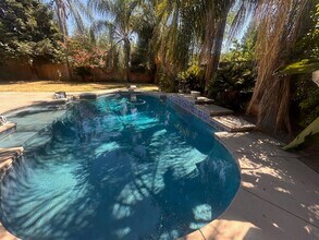 3611 N Carson St in Visalia, CA - Building Photo - Building Photo