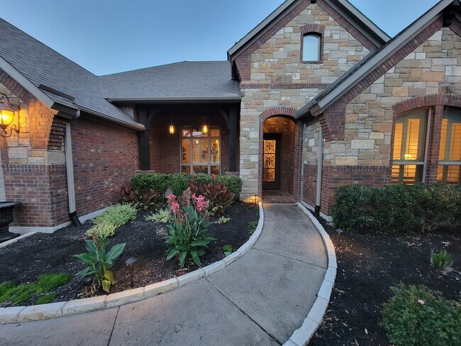 9017 Ambrosia Dr in Austin, TX - Building Photo - Building Photo