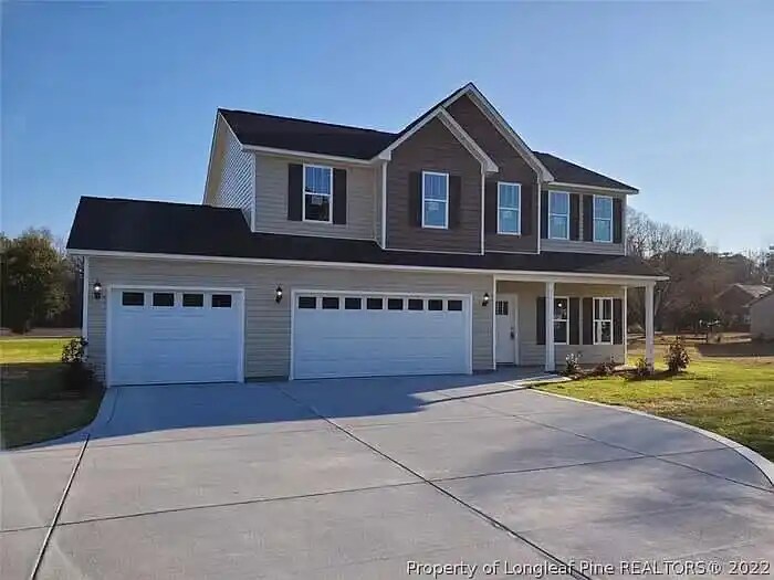 2867 Chicken Foot Rd in Hope Mills, NC - Foto de edificio