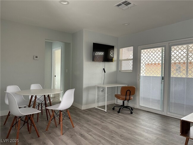 625 N 11th St in Las Vegas, NV - Building Photo - Building Photo
