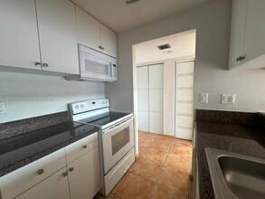 8002 SW 149th Ave in Miami, FL - Building Photo - Building Photo