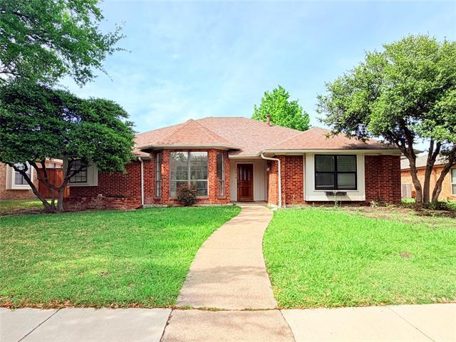 property at 3613 Longbow Ln