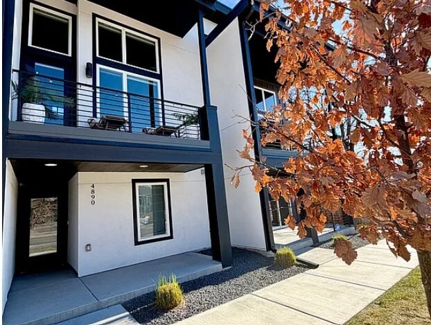 4890 Zuni St in Denver, CO - Building Photo - Building Photo