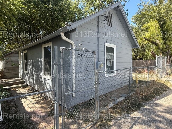 124.5 N Spruce St