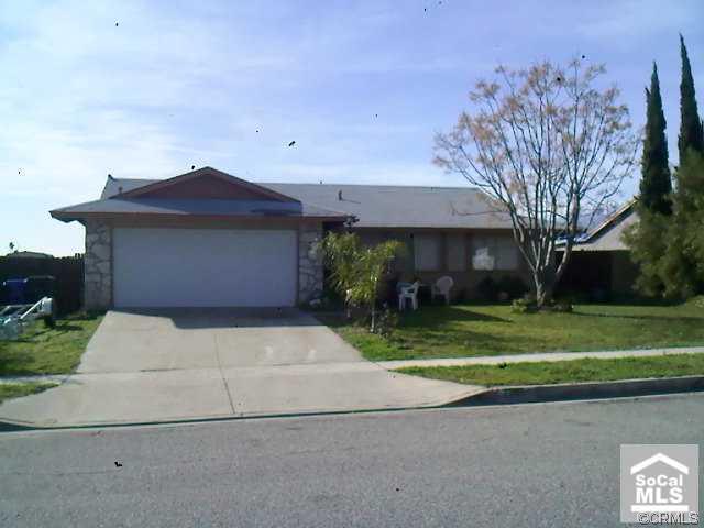 property at 7384 Palmetto Ave