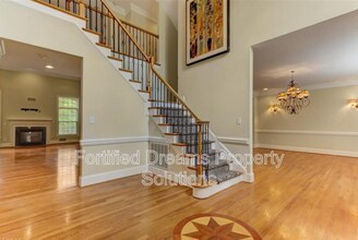 6421 Ashton Park Dr in Oak Ridge, NC - Building Photo - Building Photo