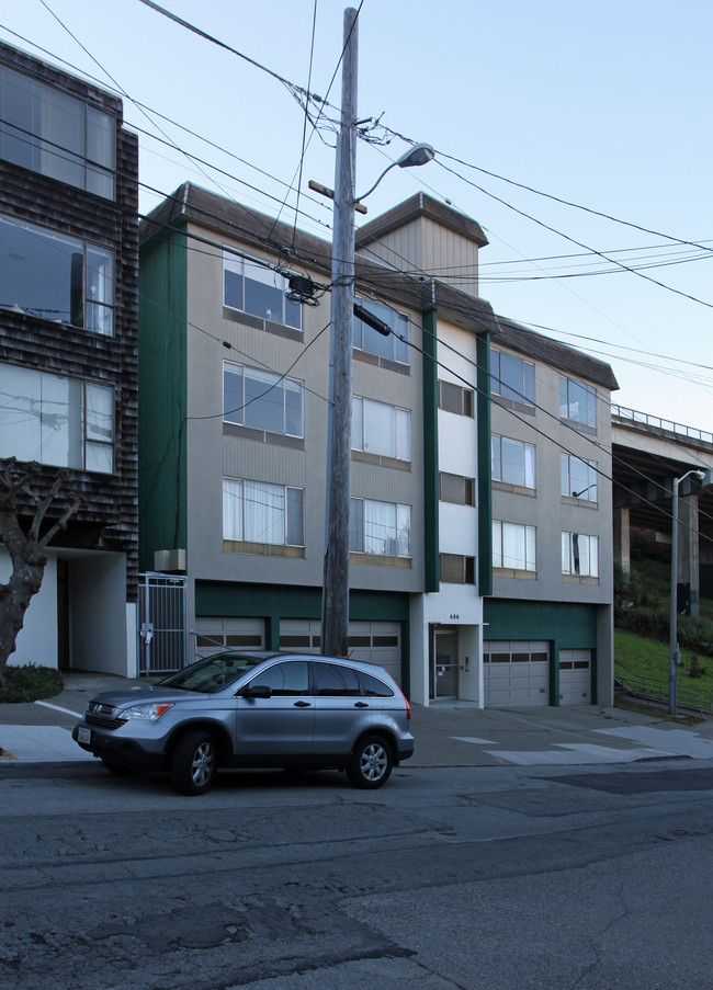 600 Grand View Ave in San Francisco, CA - Building Photo - Building Photo