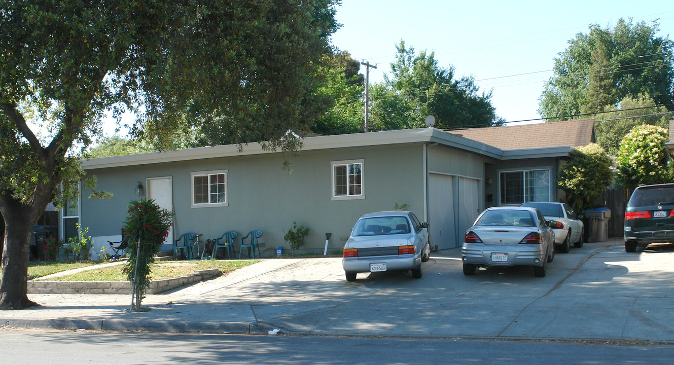 216 Azucar Ave in San Jose, CA - Building Photo