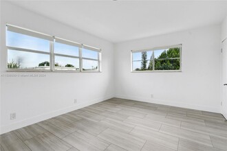 840 82nd St, Unit 3 in Miami Beach, FL - Foto de edificio - Building Photo