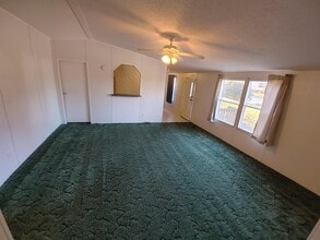 218 Creektop Ct in Greenville, SC - Building Photo - Building Photo