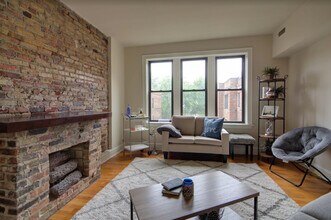 3511 N Racine Ave in Chicago, IL - Building Photo - Building Photo