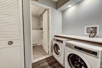 Laverock Apartments - 6