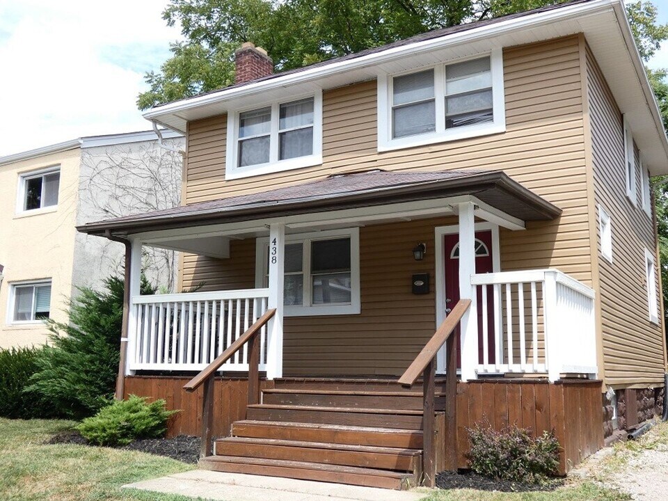 438 E 16th Ave in Columbus, OH - Building Photo