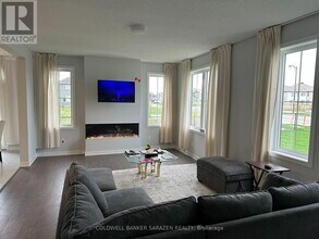 50 Green Ash Ave in Ottawa, ON - Building Photo - Building Photo