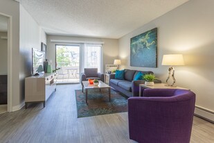 Retreat at Waters Edge in Denver, CO - Building Photo