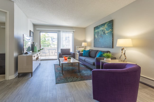 Retreat at Waters Edge