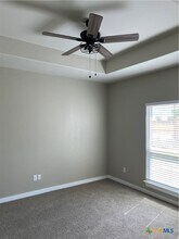 353 Navarro Wy in Seguin, TX - Building Photo - Building Photo