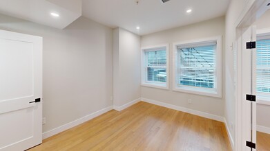 230 Tremont St, Unit 1 in Boston, MA - Building Photo - Building Photo