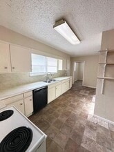 4410 Roosevelt Dr in Midland, TX - Building Photo - Building Photo