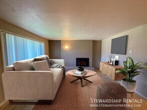 2120 W 18th Ave in Eugene, OR - Building Photo - Building Photo