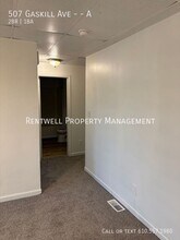 507 Gaskill Ave in Jeannette, PA - Building Photo - Building Photo