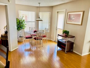 4850 E Desert Cove Ave, Unit 230 in Scottsdale, AZ - Building Photo - Building Photo
