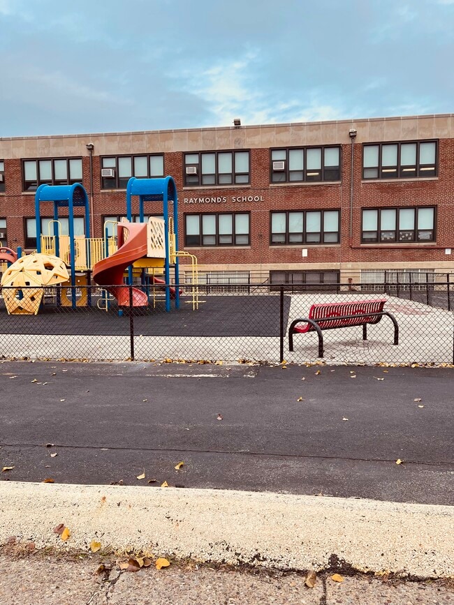 7934 Forrest Ave, Unit 2