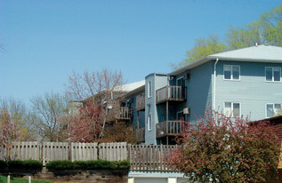 Oakridge Apartments