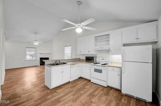 1525 Surrey Ct in Rocky Mount, NC - Building Photo - Building Photo