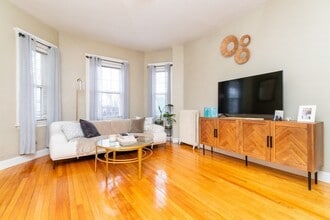 12 Thelma Rd in Boston, MA - Building Photo - Building Photo