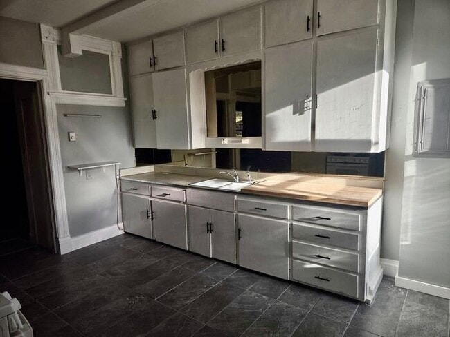 property at 13 S 3rd St