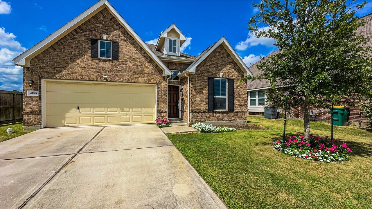 4106 Mossy Pl Ln in Spring, TX - Foto de edificio