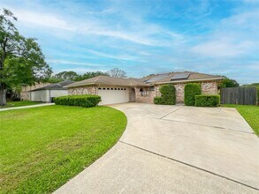 15002 Torry Pines Rd in Houston, TX - Foto de edificio - Building Photo