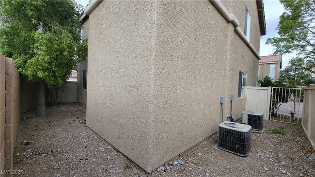 9168 Starling Wing Pl in Las Vegas, NV - Building Photo - Building Photo