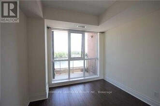 1 Upper Duke Crescent in Markham, ON - Building Photo - Building Photo