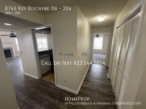8746 Key Biscayne Dr in Tampa, FL - Building Photo - Building Photo