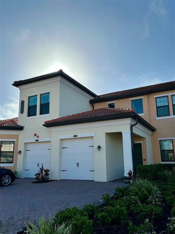 property at 10027 Crooked Crk Dr