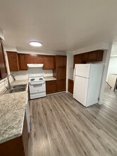 7300 SW 130th Ave in Beaverton, OR - Foto de edificio - Building Photo