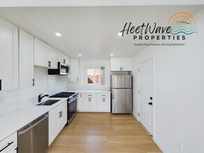 3284 Luna Ave-Unit -#3286 in San Diego, CA - Building Photo - Building Photo