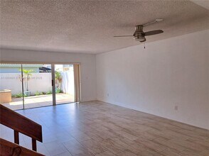 3535 Magellan Cir in Aventura, FL - Building Photo - Building Photo