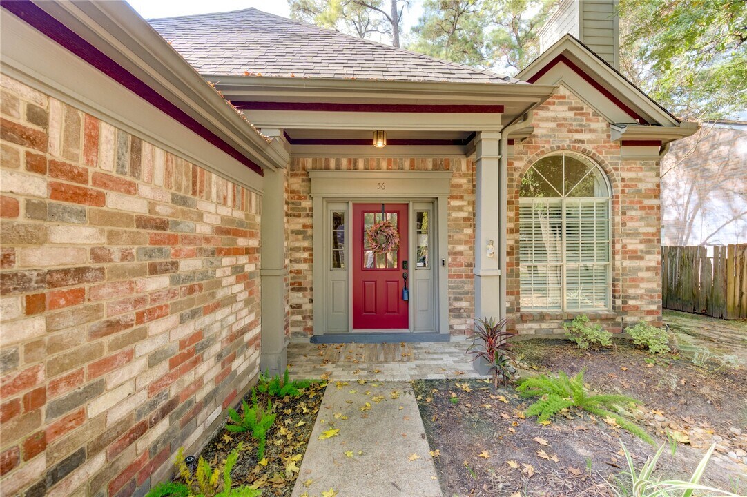 56 E Village Knoll Cir in The Woodlands, TX - Building Photo